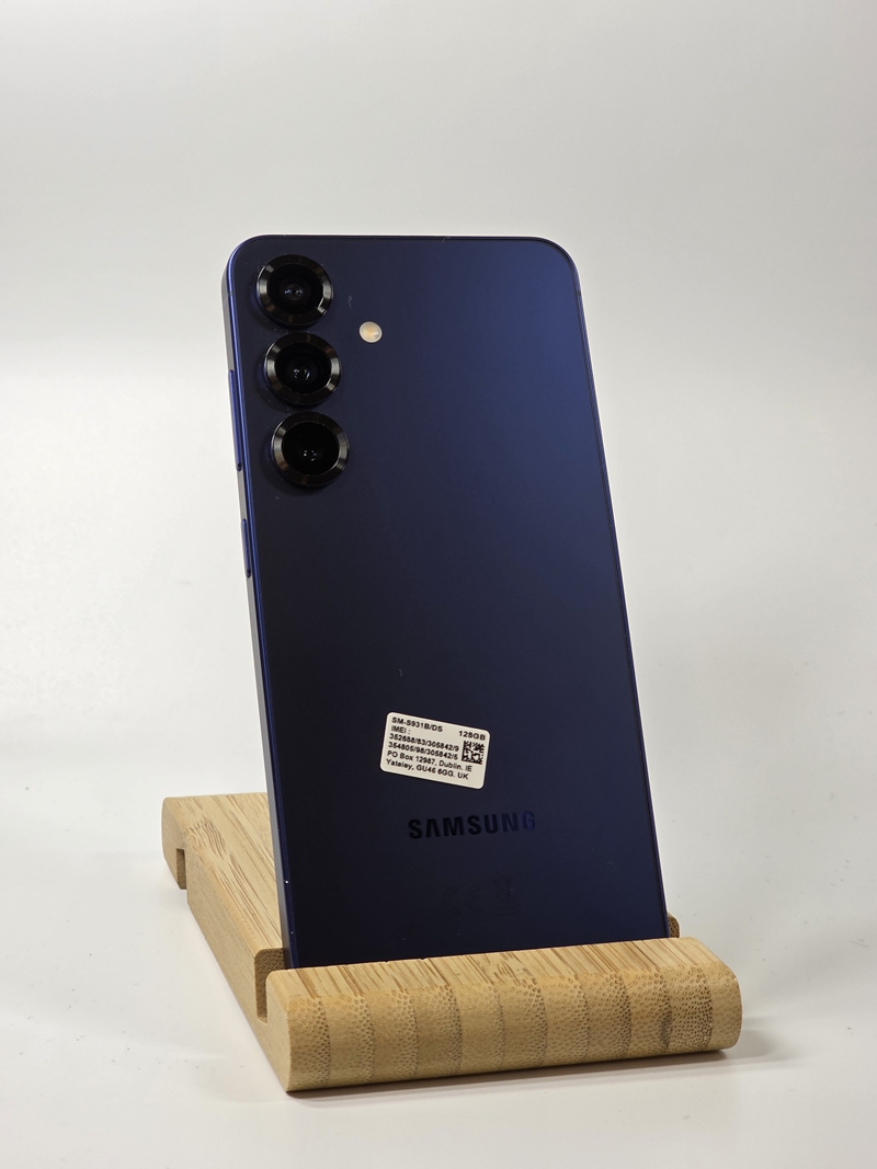 20251006_131149 Samsung Galaxy S25 Navy Kék 128GB (Használt) - Image 1